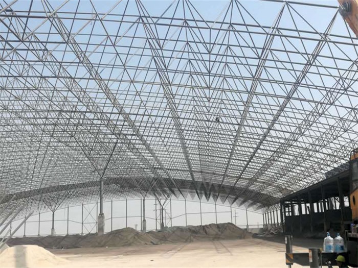 鹿泉钢厂料仓网架工程